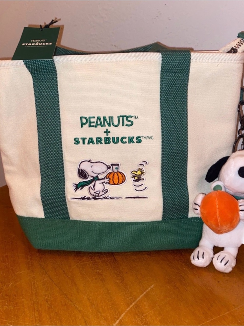 Starbucks Snoopy Green & Cream Canvas Tote and Bag Charm Keychain